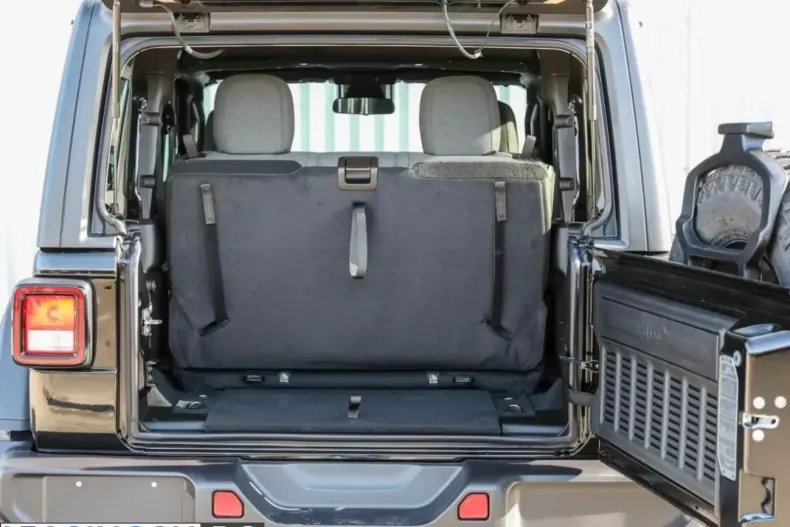 Jeep Wrangler din 2025 cu 4.800 km - oferta JEE199613 - foto 7