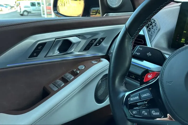 BMW XM (Seria X) din 2024 cu 44.528 km - oferta BMW199627 - foto 5