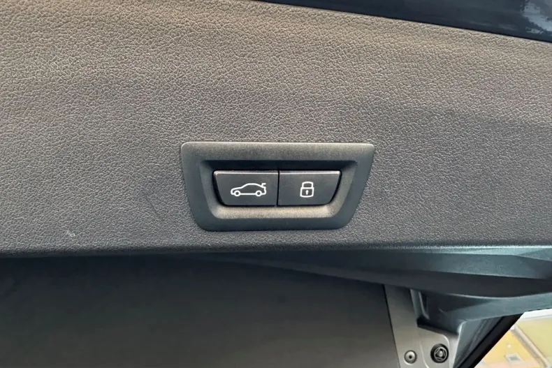 BMW XM (Seria X) din 2024 cu 44.528 km - oferta BMW199627 - foto 21