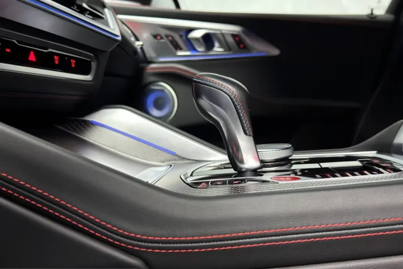 BMW XM (Seria X) din 2024 cu 35.896 km - oferta BMW199629 - foto 27