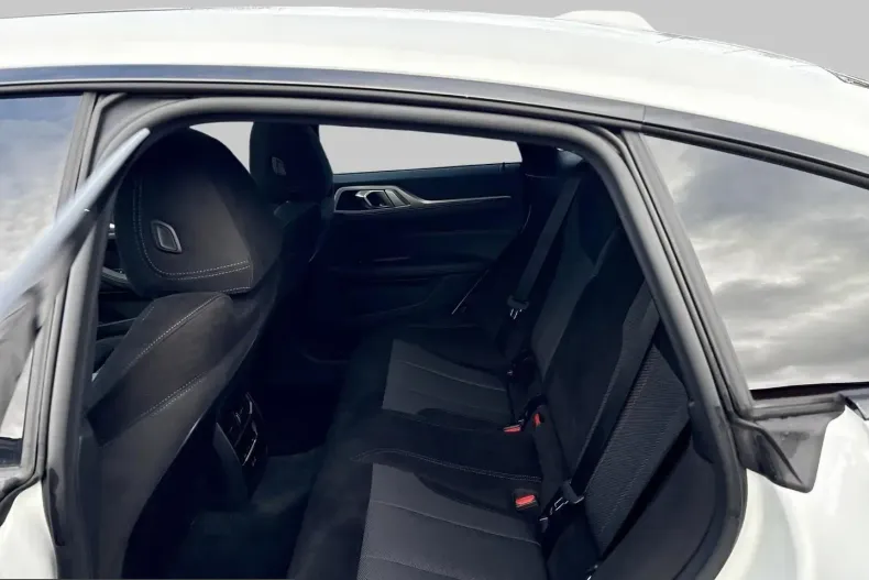 BMW 430i (Seria 4) din 2024 cu 7.254 km - oferta BMW199642 - foto 9