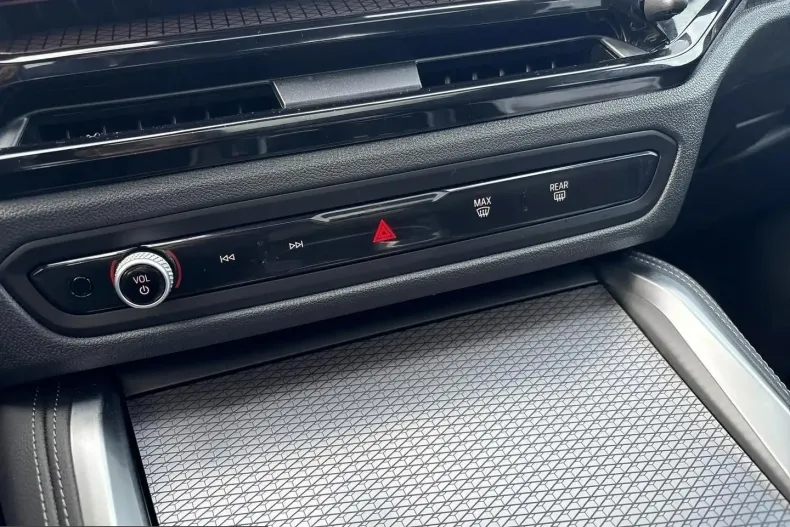 BMW 430i (Seria 4) din 2024 cu 7.254 km - oferta BMW199642 - foto 12