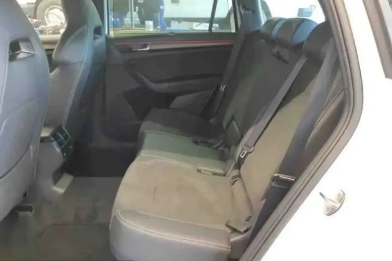 Skoda Kodiaq din 2023 cu 42.400 km - oferta SKO199646 - foto 4