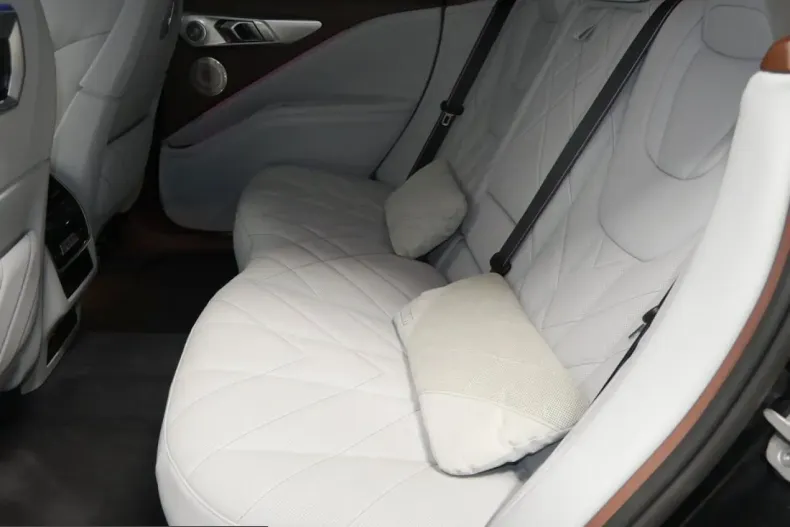 BMW XM (Seria X) din 2025 cu 16.394 km - oferta BMW199650 - foto 8