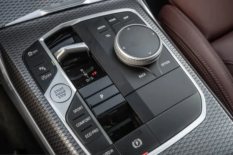 BMW 330 (Seria 3) din 2024 cu 59.958 km - oferta BMW199653 - foto 20