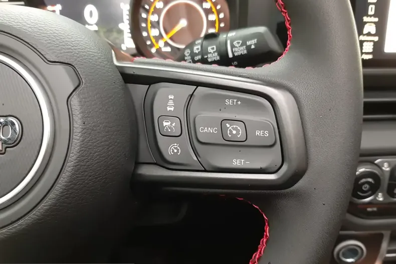 Jeep Wrangler din 2024 cu 50 km - oferta JEE199654 - foto 19