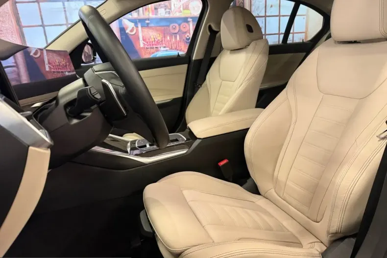 BMW 330 (Seria 3) din 2022 cu 30.682 km - oferta BMW199657 - foto 6