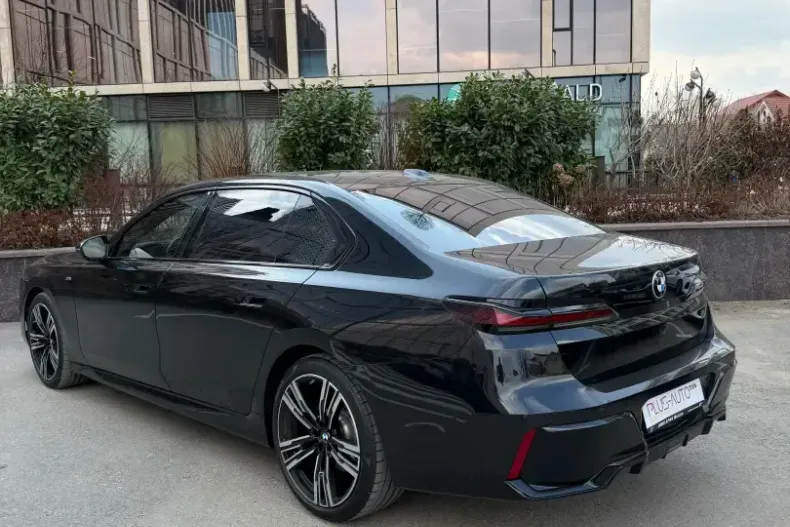 BMW 740 (Seria 7) din 2023 cu 102.000 km - oferta BMW199660 - foto 5