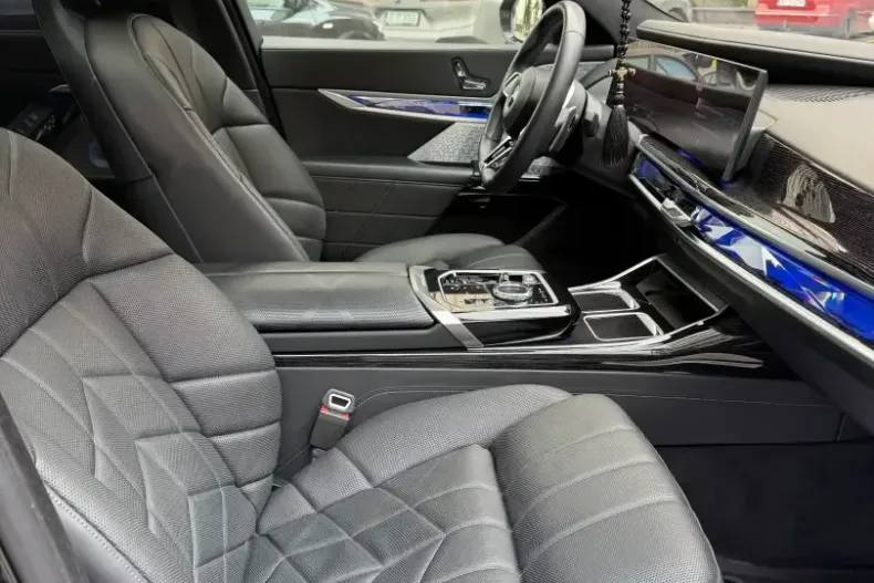 BMW 740 (Seria 7) din 2023 cu 102.000 km - oferta BMW199660 - foto 11