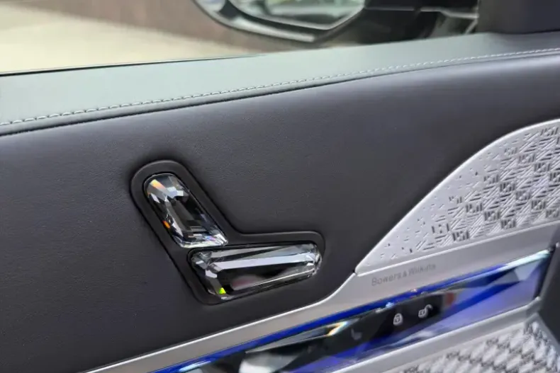 BMW 740 (Seria 7) din 2023 cu 102.000 km - oferta BMW199660 - foto 16