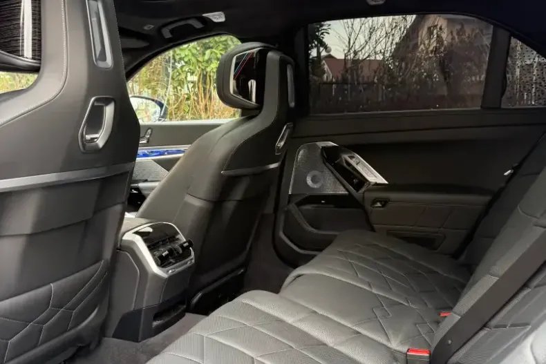 BMW 740 (Seria 7) din 2023 cu 102.000 km - oferta BMW199660 - foto 18