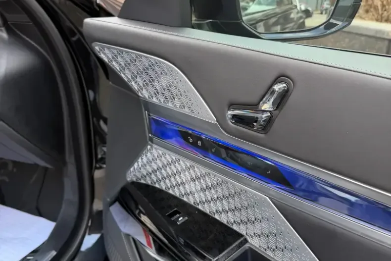 BMW 740 (Seria 7) din 2023 cu 102.000 km - oferta BMW199660 - foto 25