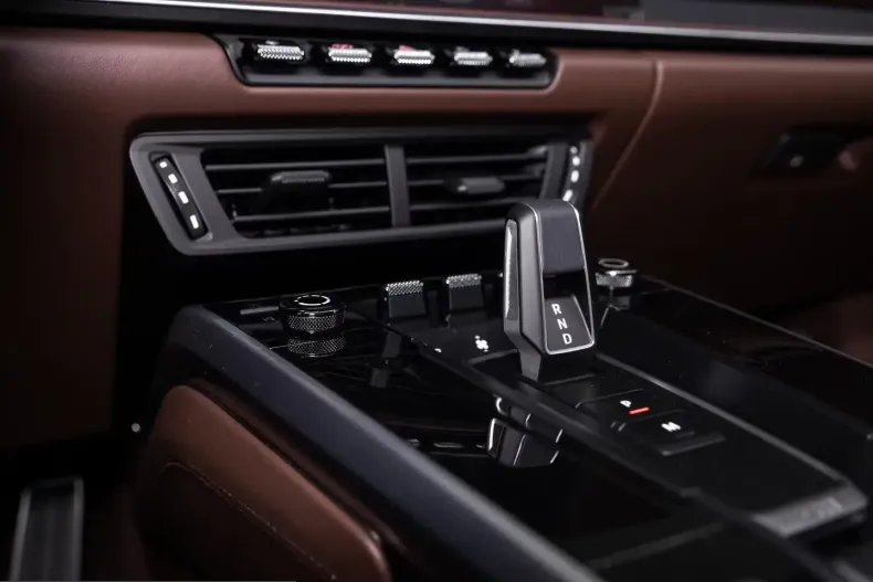 Porsche 992 din 2026 cu 10 km - oferta POR199665 - foto 12