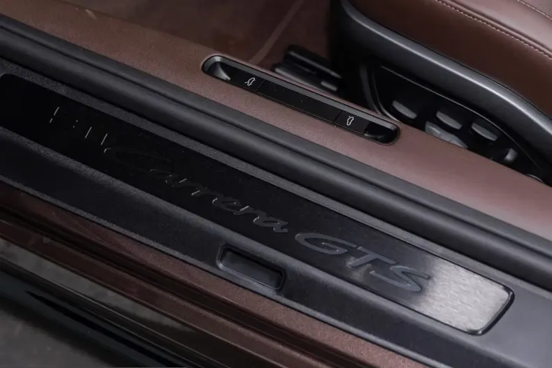 Porsche 992 din 2026 cu 10 km - oferta POR199665 - foto 35