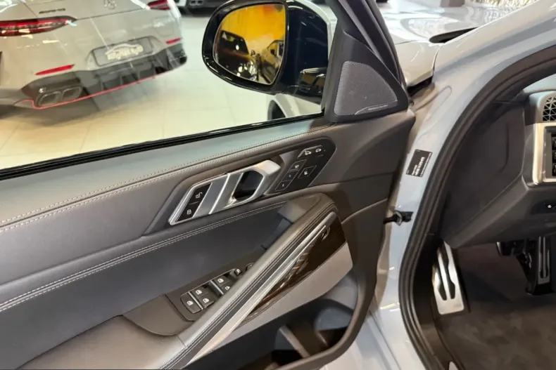 BMW X6 (Seria X) din 2024 cu 21.209 km - oferta BMW199669 - foto 18