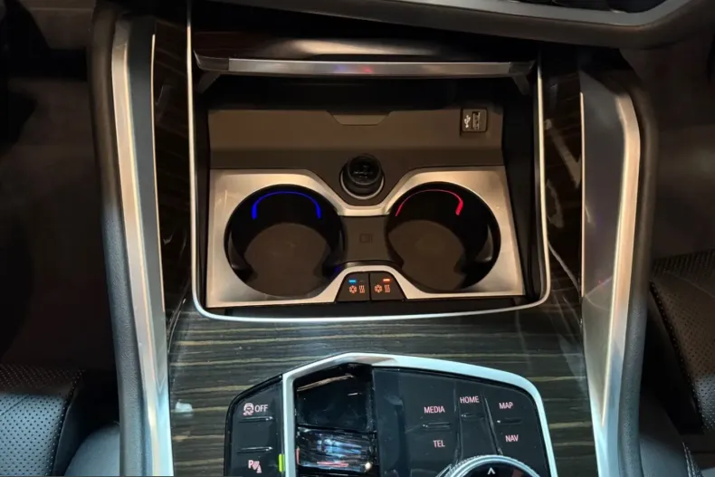 BMW X6 (Seria X) din 2024 cu 21.209 km - oferta BMW199669 - foto 25