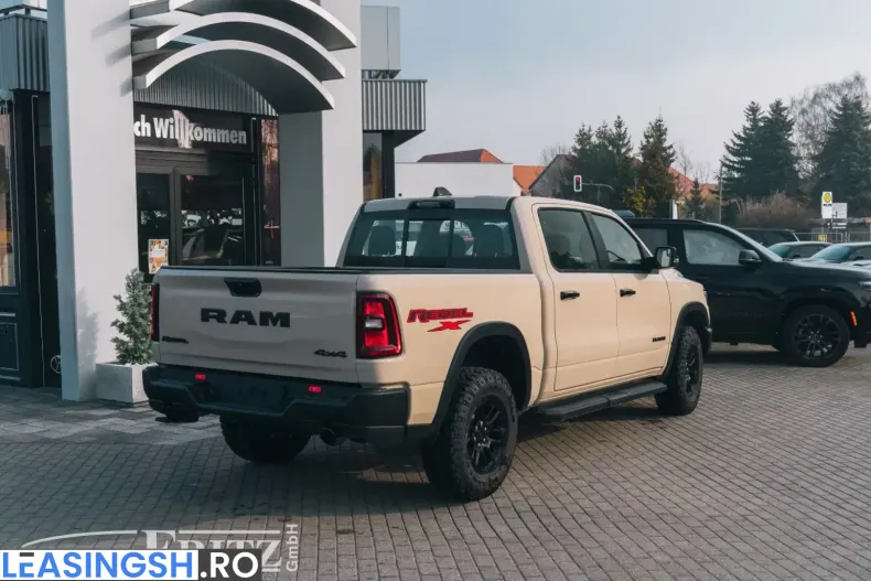 Dodge RAM din 2025 cu 65 km - oferta DOD199671 - foto 3