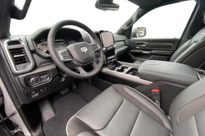 Dodge RAM din 2025 cu 50 km - oferta DOD199675 - foto 9