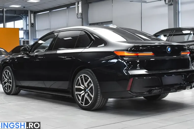 BMW 750 (Seria 7) din 2025 cu 800 km - oferta BMW199676 - foto 7