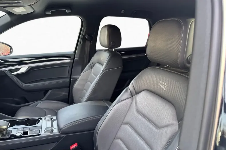 Volkswagen Touareg din 2021 cu 80.900 km - oferta VOL199680 - foto 8