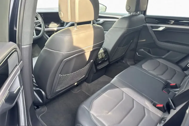 Volkswagen Touareg din 2021 cu 80.900 km - oferta VOL199680 - foto 9