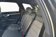 Volkswagen Touareg din 2021 cu 80.900 km - oferta VOL199680 - foto 10