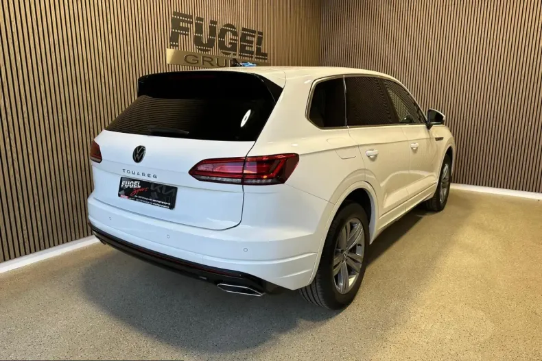 Volkswagen Touareg din 2021 cu 68.790 km - oferta VOL199682 - foto 3
