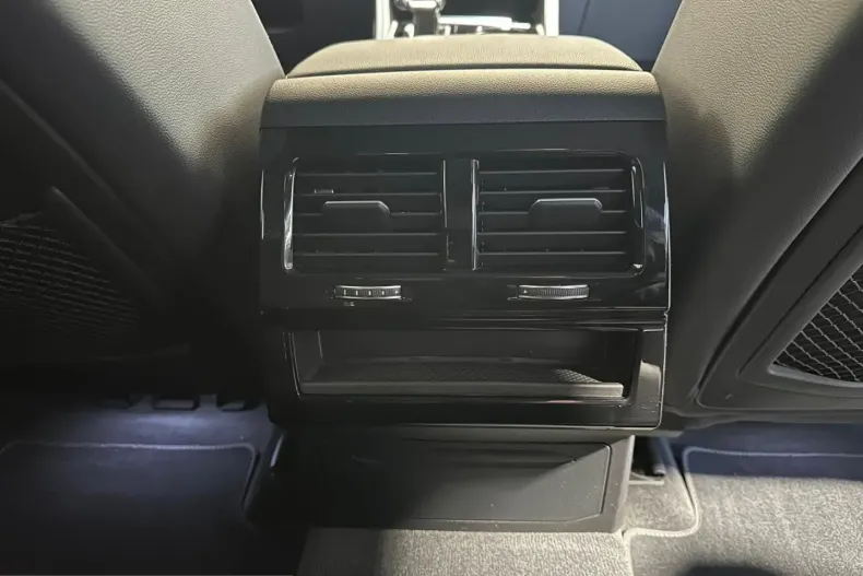 Volkswagen Touareg din 2021 cu 68.790 km - oferta VOL199682 - foto 20