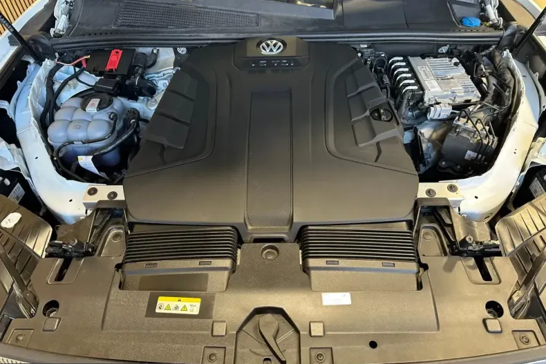 Volkswagen Touareg din 2021 cu 68.790 km - oferta VOL199682 - foto 23