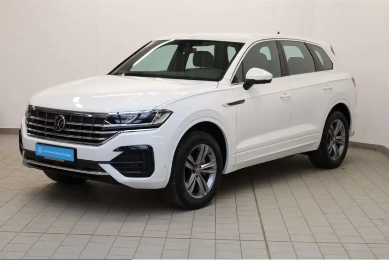 Volkswagen Touareg din 2022 cu 48.283 km - oferta VOL199685 - foto 1