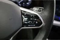 Volkswagen Touareg din 2022 cu 48.283 km - oferta VOL199685 - foto 10