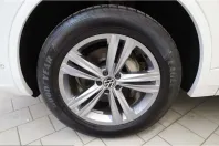 Volkswagen Touareg din 2022 cu 48.283 km - oferta VOL199685 - foto 19