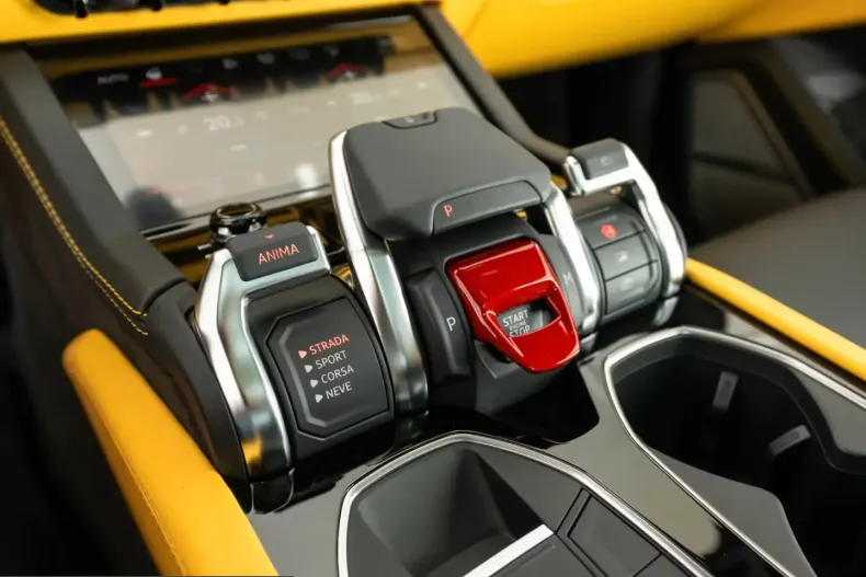 Lamborghini Urus din 2025 cu 50 km - oferta LAM199689 - foto 12