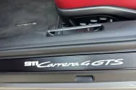 Porsche 911 din 2022 cu 13.859 km - oferta POR199690 - foto 9