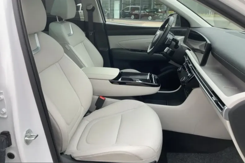 Hyundai Tucson din 2024 cu 15.750 km - oferta HYU199694 - foto 11