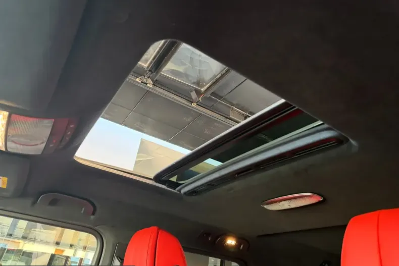 Mercedes-Benz GL 63 AMG din 2025 cu 15 km - oferta MER199696 - foto 18