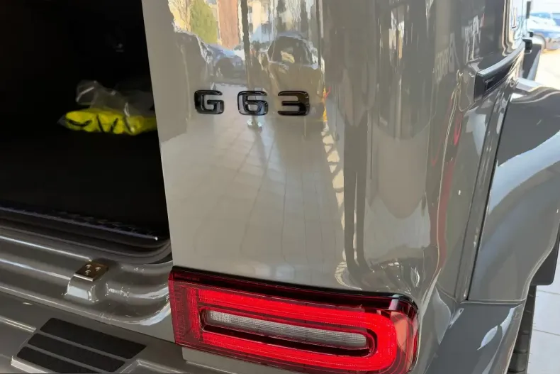 Mercedes-Benz GL 63 AMG din 2025 cu 15 km - oferta MER199696 - foto 40