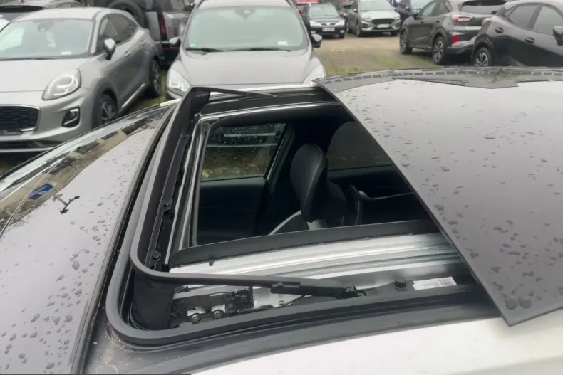Kia EV6 din 2024 cu 7.000 km - oferta KIA199702 - foto 14