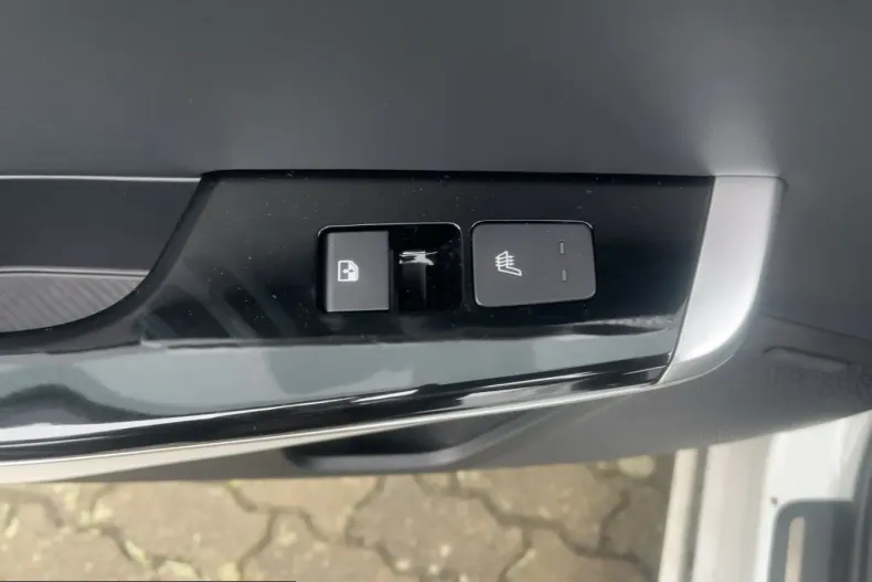 Kia EV6 din 2024 cu 7.000 km - oferta KIA199702 - foto 20