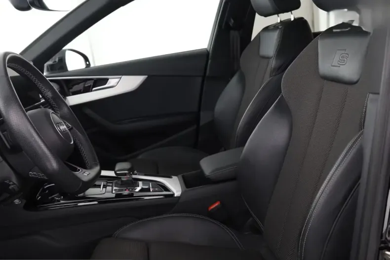 Audi A4 din 2022 cu 81.711 km - oferta AUD199706 - foto 15