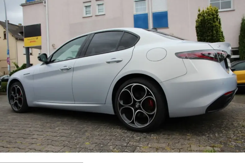 Alfa Romeo Giulia din 2023 cu 24.110 km - oferta ALF199712 - foto 3