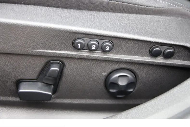 Alfa Romeo Giulia din 2023 cu 24.110 km - oferta ALF199712 - foto 14