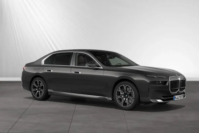 BMW 750 (Seria 7) din 2024 cu 31.920 km - oferta BMW199718 - foto 1