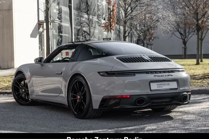 Porsche 992 din 2022 cu 31.415 km - oferta POR199719 - foto 3