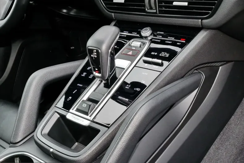 Porsche Cayenne din 2023 cu 36.785 km - oferta POR199720 - foto 13