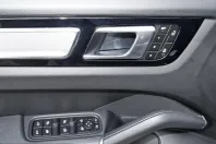 Porsche Cayenne din 2023 cu 36.785 km - oferta POR199720 - foto 19