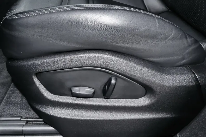 Porsche Cayenne din 2023 cu 36.785 km - oferta POR199720 - foto 20