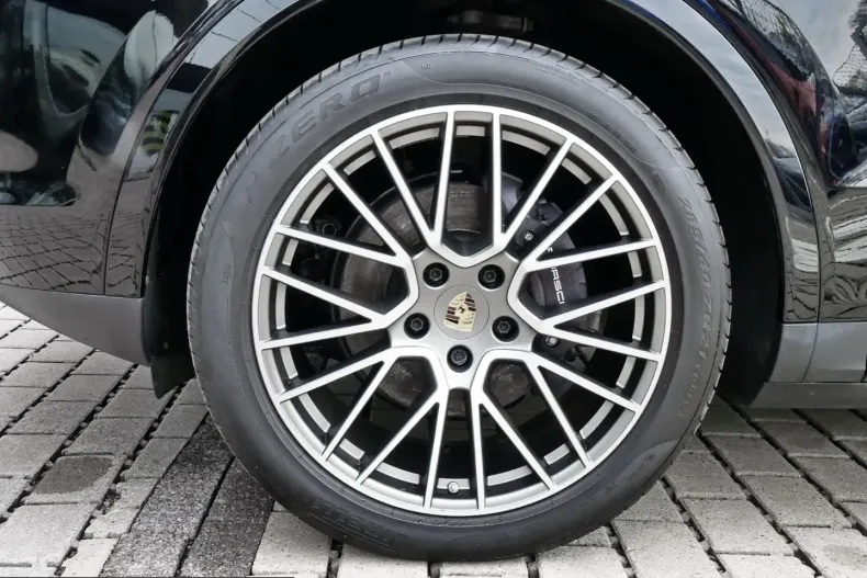Porsche Cayenne din 2023 cu 36.785 km - oferta POR199720 - foto 24