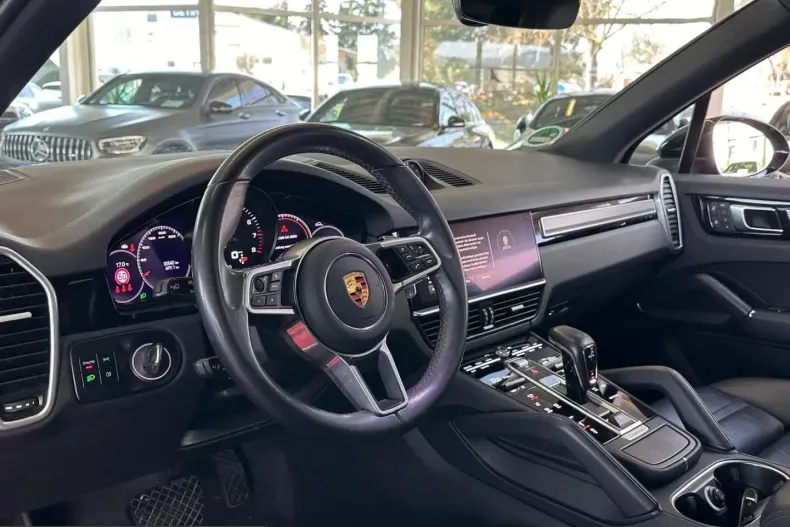 Porsche Cayenne din 2023 cu 29.981 km - oferta POR199722 - foto 8