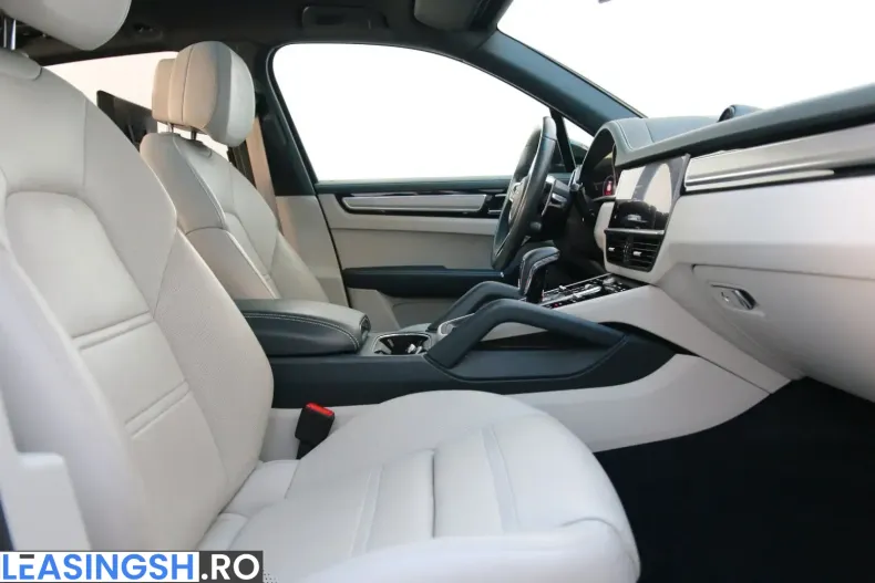 Porsche Cayenne din 2023 cu 71.552 km - oferta POR199723 - foto 10